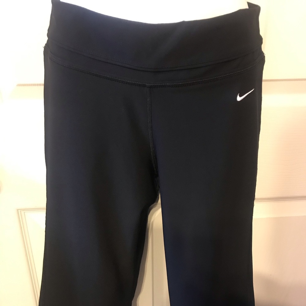 Nike yoga Capri black size S super relax legs